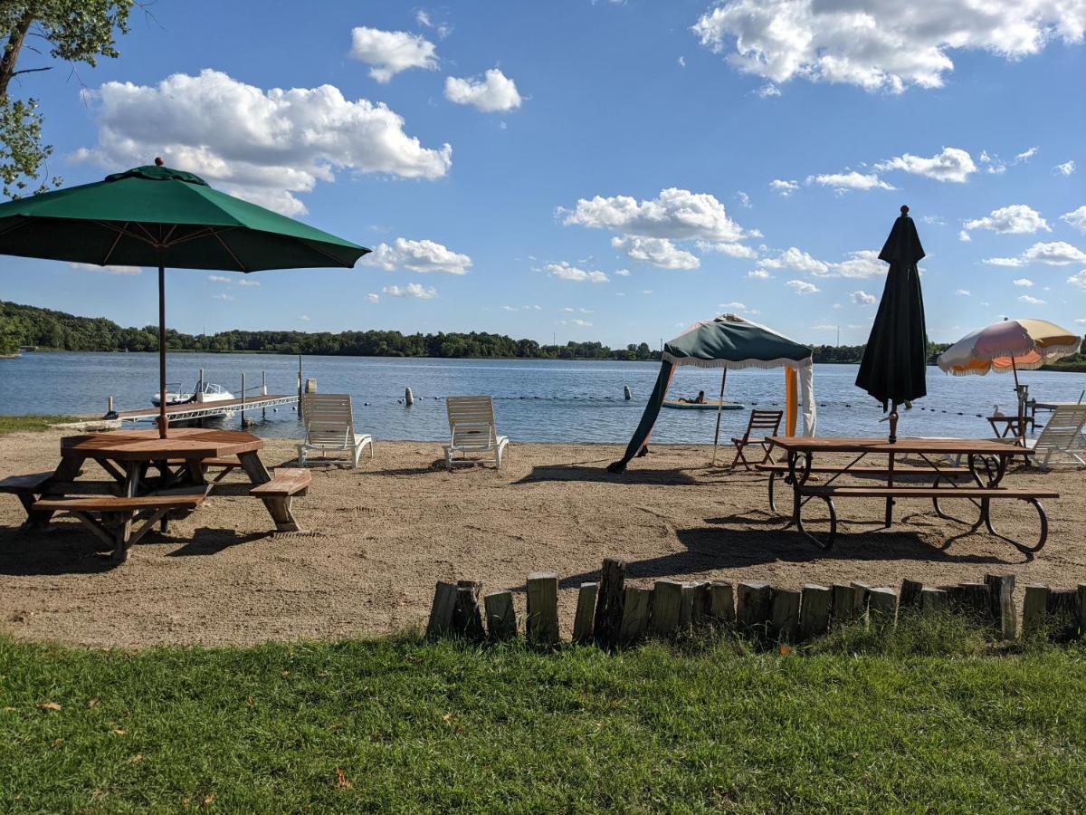 Swan Lake Resort & Campground Fergus Falls Exteriör bild
