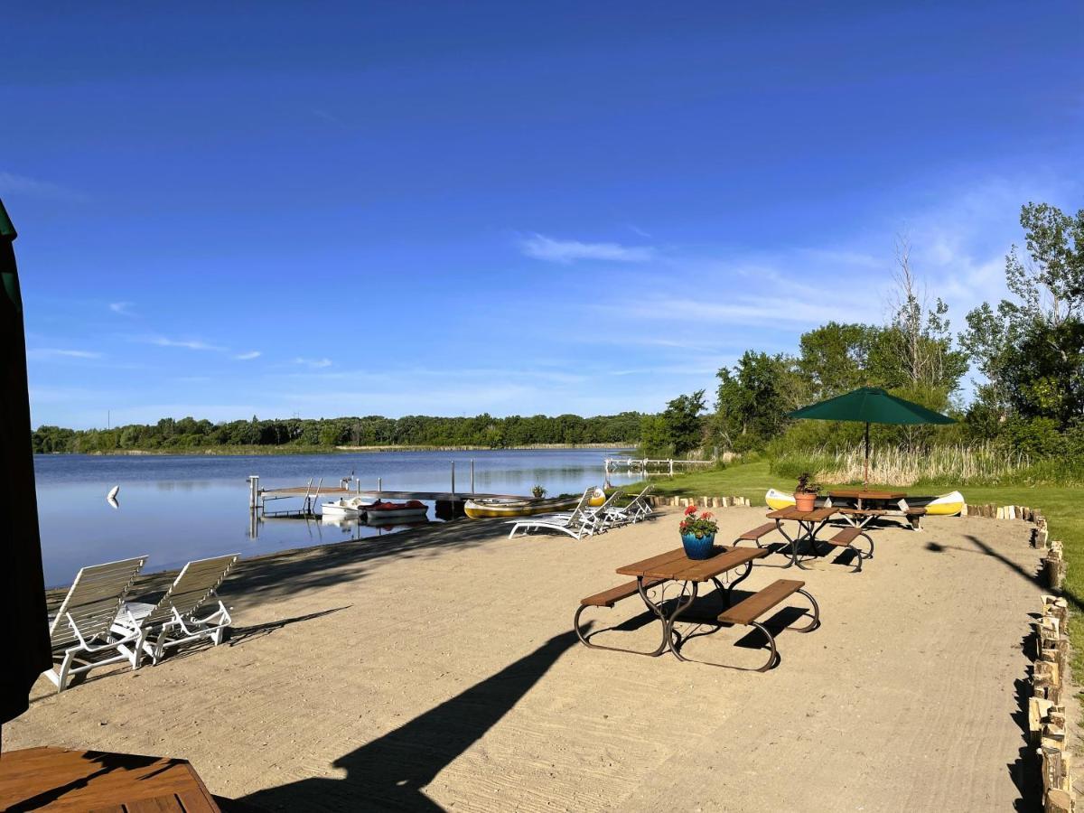 Swan Lake Resort & Campground Fergus Falls Exteriör bild